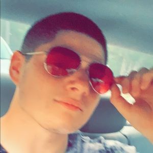 Meet your Posher, Neil